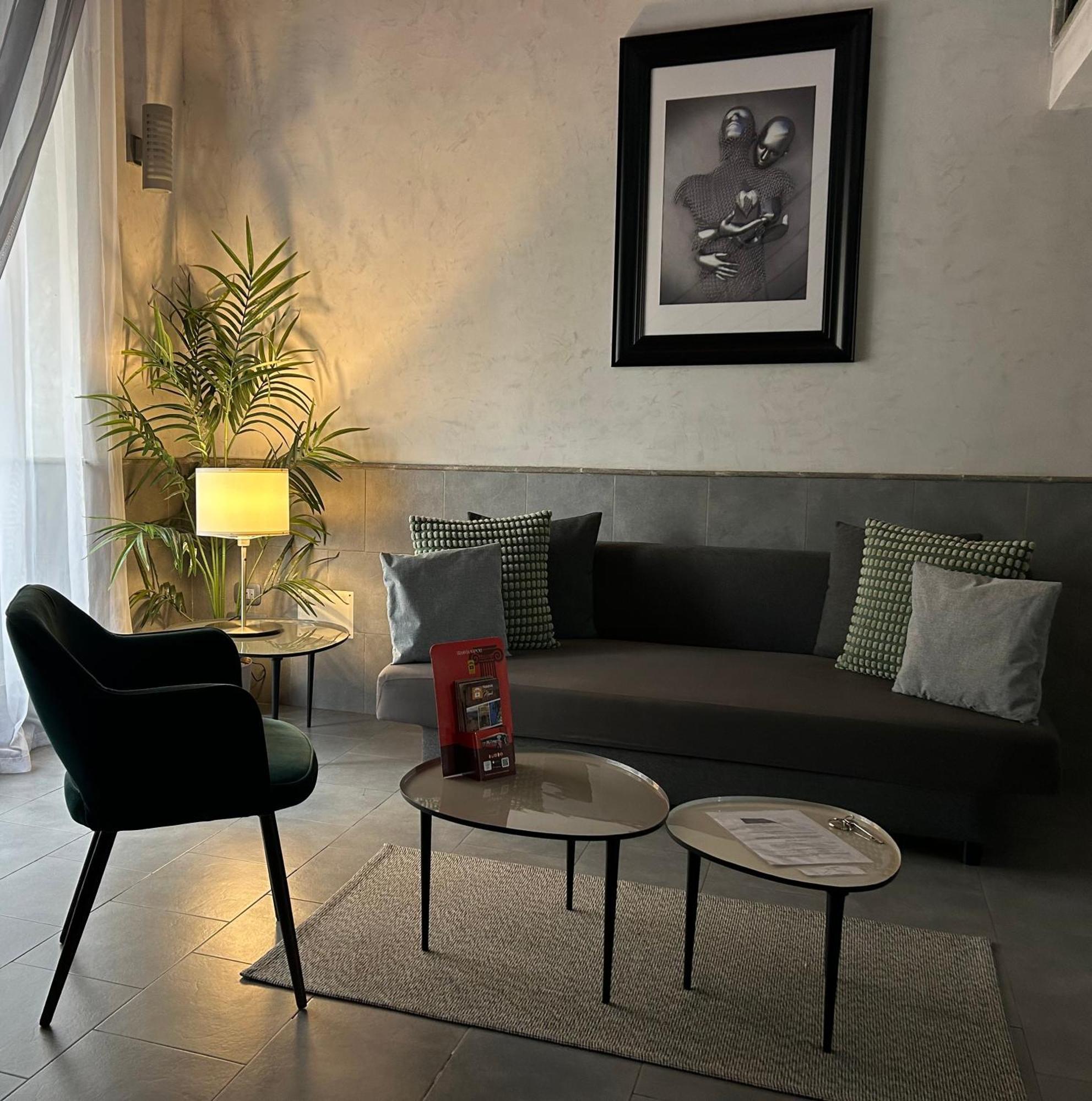 A Un Passo Dal Castello Maschio Angioino Appartment Napoli Dış mekan fotoğraf