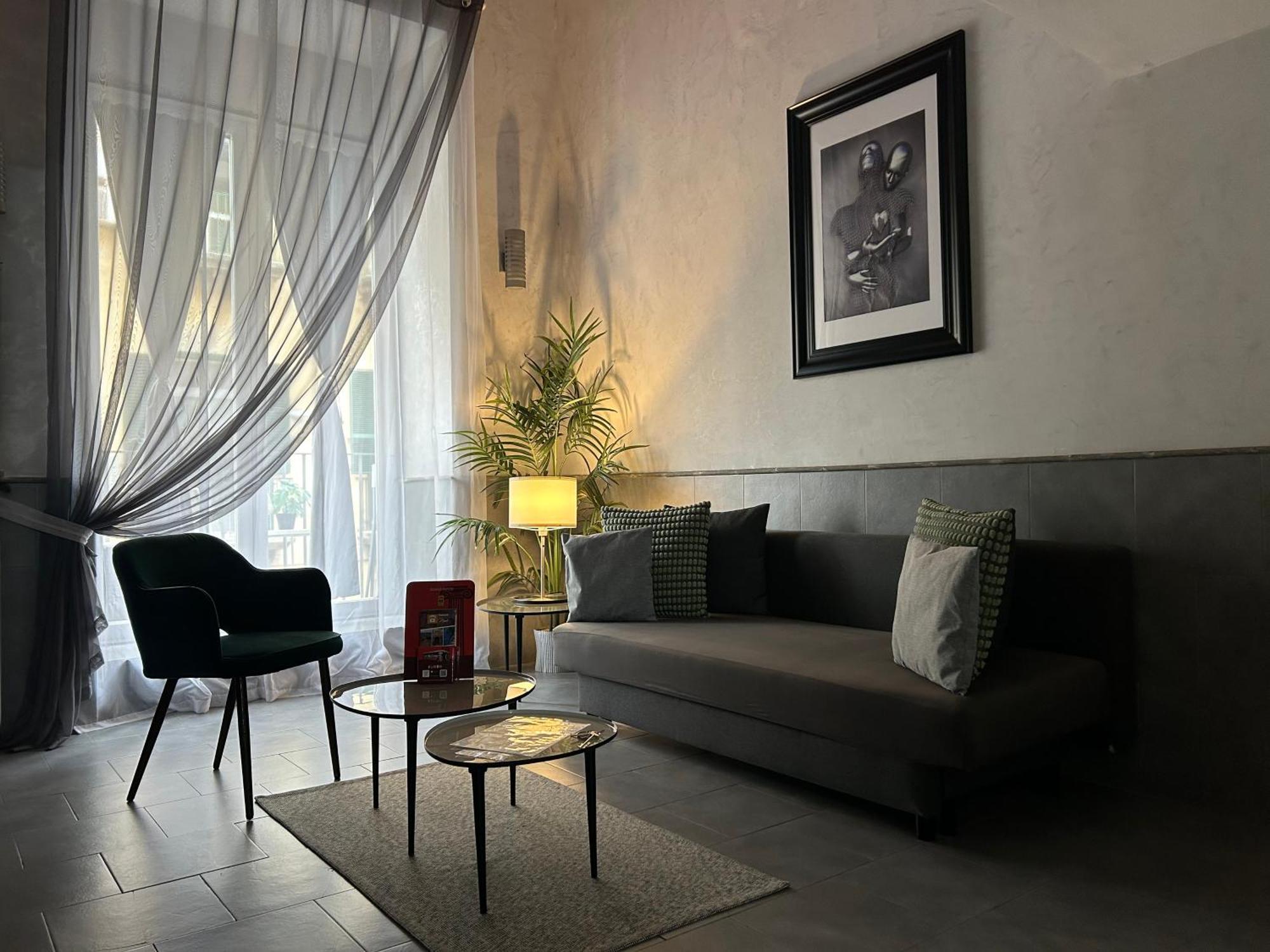 A Un Passo Dal Castello Maschio Angioino Appartment Napoli Dış mekan fotoğraf